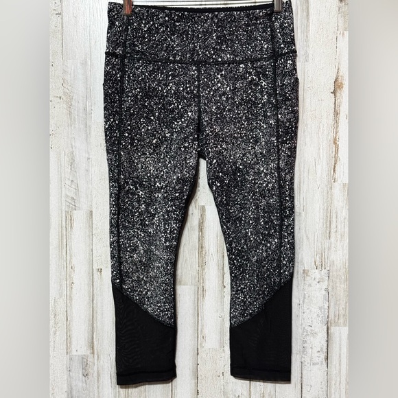 Lululemon Pace Rival Crop Marathon Leggings Mesh Black & White Speckle‎ - Picture 2 of 5